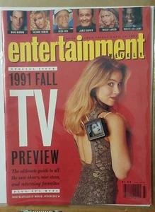 Entertainment Weekly Christina Applegate September 13, 1991 NO LABEL - Picture 1 of 1