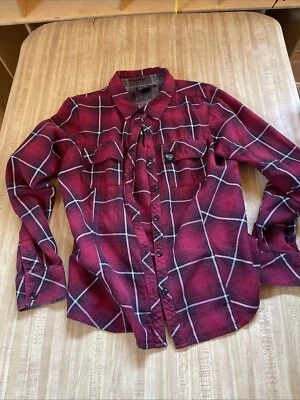 Flanela Mulisha de metal média - Imagem 1 de 2