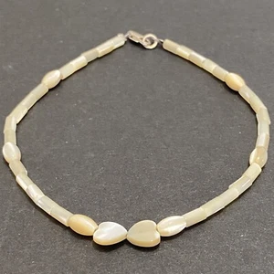 Vintage Double Heart Mother Of Pearl Ankle Bracelet Cream Tan Beaded MOP Anklet - Picture 1 of 6