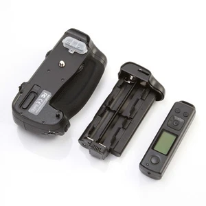 Meike MK-DR750 Built-In 2.4G Wireless Control Battery Grip for Nikon D750 MB-D16 - Picture 1 of 10