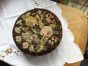VINTAGE TAPESTRY FOOTSTOOL - Picture 1 of 4