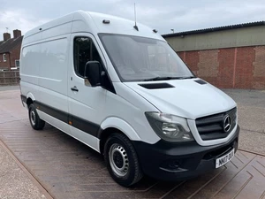 MERCEDES*SPRINTER*MWB*H/ROOF*133K MILES*SERVICE*LONG MOT*EURO 6*NO VAT - Picture 1 of 17