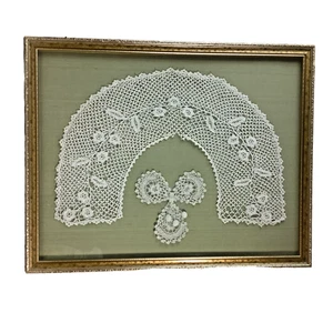 Antico fiocco vittoriano pizzo uncinetto in cornice tessile arte moda vintage - Foto 1 di 14