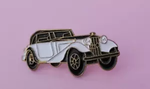 Pin's - Voiture ancienne ..... (Ref. 1197) - Imagen 1 de 1