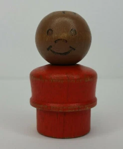 Fisher Price Little People Holz Körper & Kopf Afroamerikaner Junge rot Vintage - Bild 1 von 6