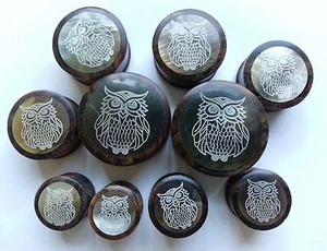 1 Paar handgeschnitzte Eule Hooter schwarze Muschel Sono Holz doppelt ausgestellte Ohrstöpsel Stärke - Bild 1 von 3