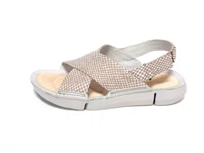 E Scarpe 8 Tacco Il Basso1 Clarks Con 3 Neri Sandali CmPer 3 eEW9Y2DHI
