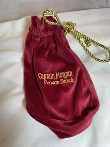 Captain Morgan Rum Liquor Red Velvet Bag Gold Drawstring Private Stock  - Bild 1 von 2