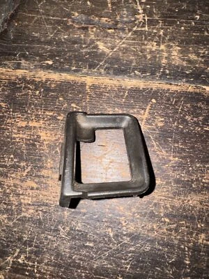 Audi 100 / 5000 quattro steering column stalk cover 443857977 - Image 1 of 3