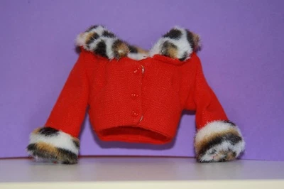 CHAQUETA VINTAGE BARBIE MODA MATINEE #1640 PIEL ROJA RECORTADA REPRODUCCIÓN REPRODUCCIÓN Foto 1 de 2