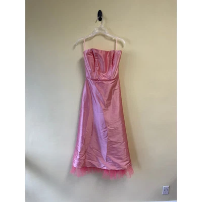 Vestido Bella Formals by Venus Rosa Satén Sin Tirantes Línea A con Ribete de Tul Talla 10 Foto 1 de 3