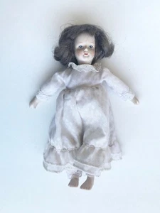 Muñeca Zasan 5 Porcelana 8" Vestido Blanco Ojos Azules Retro - Imagen 1 de 9