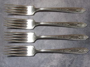 Lot of 4 Vintage 7.5" Rogers & Bros AI XII Silverplate Dinner Forks Empire - Picture 1 of 4