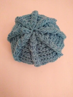 Boina tejida azul cielo hecha a mano niñas (5 años). Foto 1 de 4