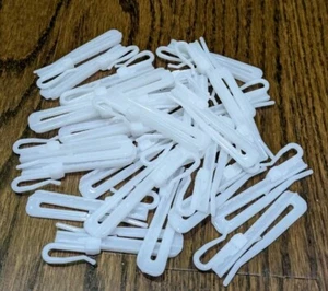 Lot of 28 White Curtain Hooks Adjustable Depth Pinch Pleat Locking Universal New - Picture 1 of 5