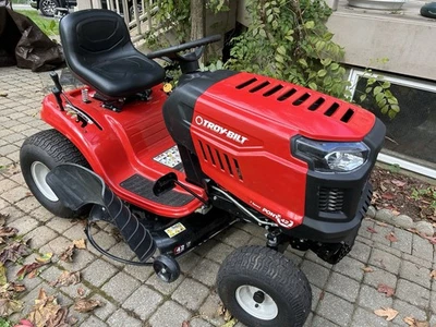 Craftsman Riding Lawn Mower - Image 1 of 2