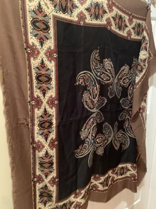 Sciarpa Vintage Franco Laurenti Marrone Bohemien Stampa Paisley Quadrata 46" x 46" LEGGI - Foto 1 di 17