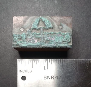 2 People by the Beach or Pool Vintage Letterpress Printing Block - Picture 1 of 2