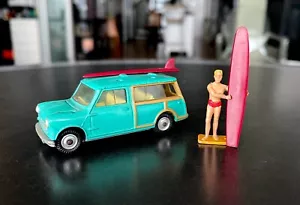 CORGI TOYS SURFING AUSTIN MINI COUNTRYMAN. #485 1966 VERY GOOD CONDITION. - Picture 1 of 5