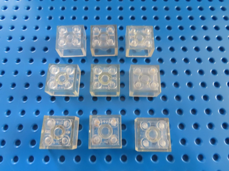 Lego 9 x Stein Baustein Basic 3003 2x2 transparent klar gebraucht - Bild 1 von 1