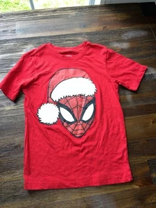 Marvel Red Boys Tshirt with Spiderman Santa Claus Size Small (P21) - Picture 1 of 5