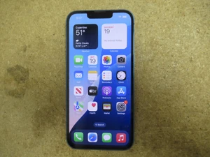 DAMAGED APPLE iPHONE 13 128GB Blue (UNLOCKED) MLPK3B/A (RN9186) - Picture 1 of 15