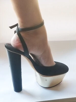 Tacones de plataforma de gamuza y seda Giambattista Valli 39 muestras de pasarela Foto 1 de 4