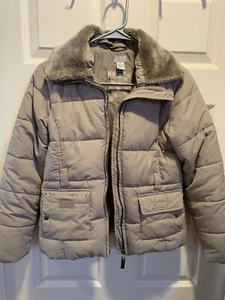 Girl’s Winter Jacket - 10 / US 55 - Picture 1 of 3