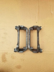 89-92 Camaro Firebird Disc Brake Diff Rear Brake Caliper Mounting Brackets Pair - Picture 1 of 17