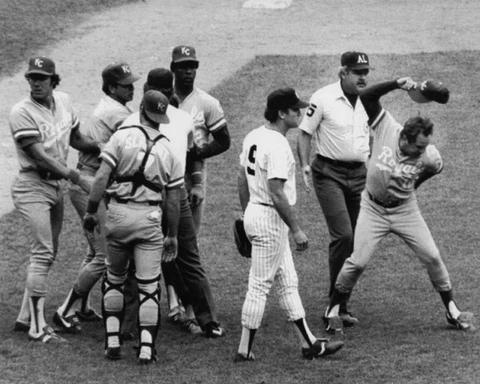 Kansas City Royals GEORGE BRETT Glossy 8x10 Photo Print Pine Tar Incident Poster Cover