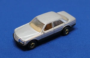 Mattel Hot Wheels pressofuso 1:64 1/64 Hong Kong 1981 Mercedes 380 SEL argento - Foto 1 di 3