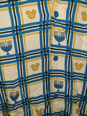 Camisa Hawaiana Campamento A Cuadros Geométrica Para Hombre Mediana Disney Hanukkah AOP NUEVA Foto 1 de 2