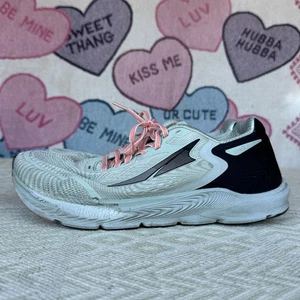 Size 10 - Altra Torin 5 Womens Greenish Gray/Coral AL0A547X007 Running Shoes - Picture 1 of 11