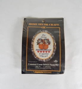 1986 "Season with Love" Counted Cross Stitch Hoop Kit Paragon Needlecraft #8066 - Picture 1 of 5