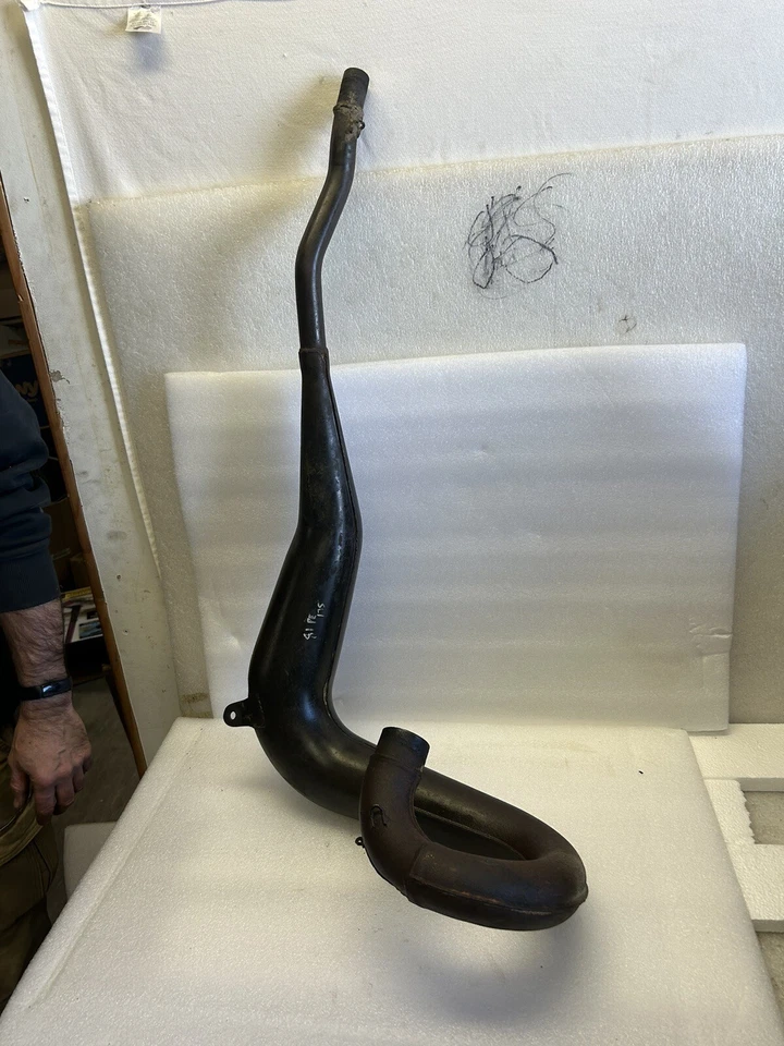 Silenciador de tubo de escape Suzuki Pe 175 Pe175x 1981 fabricante original 14310-40521 Foto 1 de 4