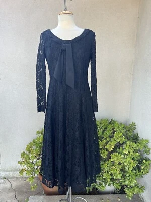 Vestido Midi De Colección Romántico Negro Encaje Talla 6P Por Karin Stevens Foto 1 de 4