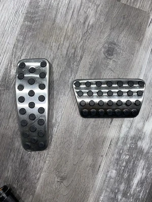 2009-2023 DODGE CHALLENGEENGER ПЕДАЛЬ АКСЕЛЕРАТОРА ПОДУШЕЧКА OEM ПОДЛИННЫЙ НОВЫЙ MOPAR 4861727AB - Изображение 1 из 2