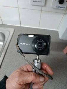 Casio Digital Camera Exilim EX-Z335 12.1MP Black Tested - Picture 1 of 15