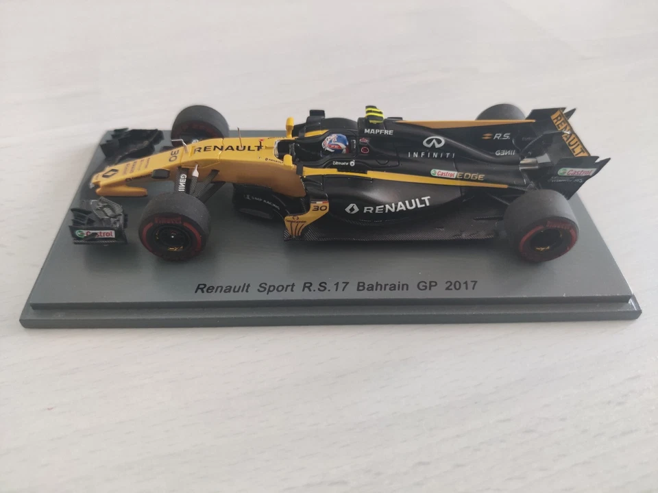F1 Renault RS17, Palmer, GP de Bahrein 2017, Spark, 1:43 Foto 1 de 3