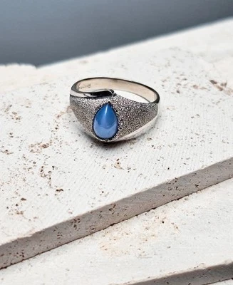 14K SOLID White Gold BLUE  Star Sapphire Ring – Large ! Size 11 Retro Ring - Image 1 of 3