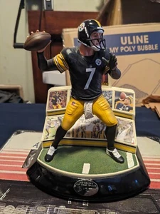 Ben Roethlisberger hawthorne village Legends of Game statue figurine Steelers - Picture 1 of 10