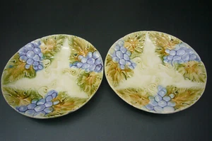 DUE ANTICHI PIATTI MAIOLICA FRANCESE DI ORCHIE 1900 GRAPPOLO D'UVA IN RILIEVO   - Foto 1 di 6