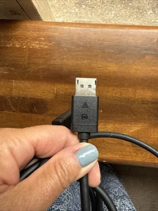 6ft DisplayPort Cable - Picture 1 of 5