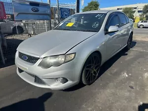 WRECKING FORD FG FALCON XR6 - Picture 1 of 7