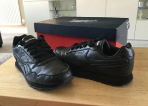 Reebok CL GLIDE TRAINERS JUNIOR 3Blackbrand new in box - Picture 1 of 5