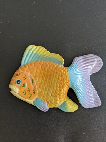 Wall Hanging Tropical Fish Wavy Cover
