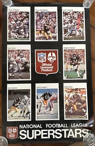 Poster NFL Superstars primi anni '80 PAYTON CAMPBELL FOUTS DORSETT BRADSHAW 33 X 21 - Foto 1 di 10