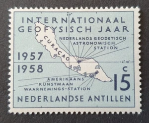 1957 NEDERLANDSE ANTILLEN NETHERLANDS INTERNATIONAL GEOPHYSICAL YEAR VF MNH - Picture 1 of 1