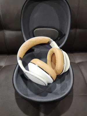 三星 Level Over 无线包耳式耳机 - EO-AG900 已损坏! — 第 1/4 张图片