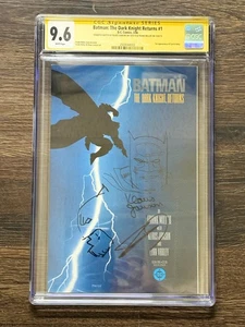 Batman: The Dark Knight Returns #1 CGC 9.6 SIGNED KLAUS JANSON & FRANK MILLER - Picture 1 of 2